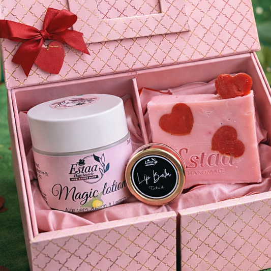 Tangled Heart's 💕 Gift Box